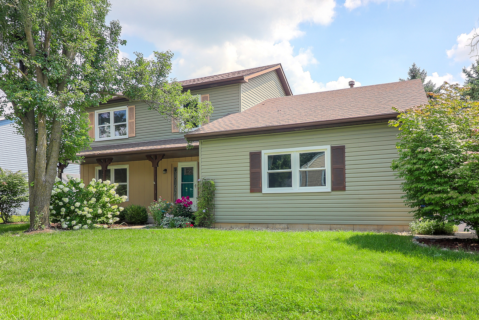 2324 Modaff Road Naperville, IL 60565 - Photo 2 of 31 Gallery Image 2