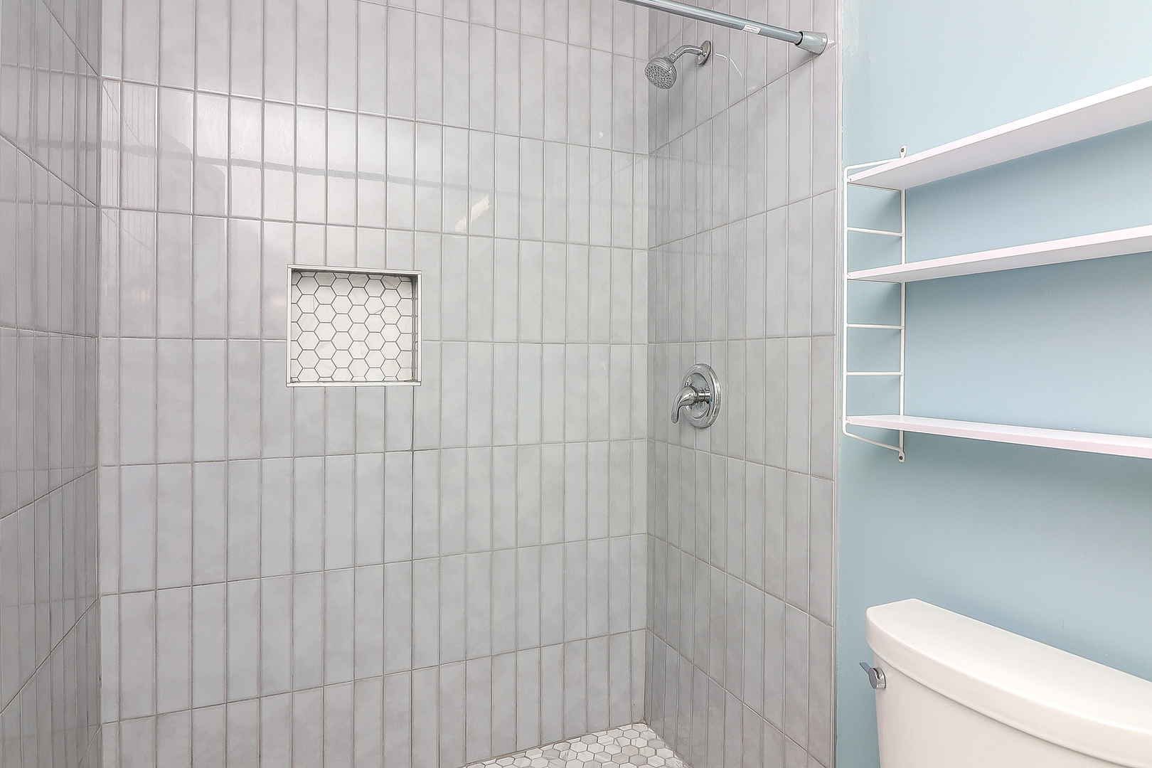 2324 Modaff Road Naperville, IL 60565 - Photo 27 of 31 Gallery Image 27