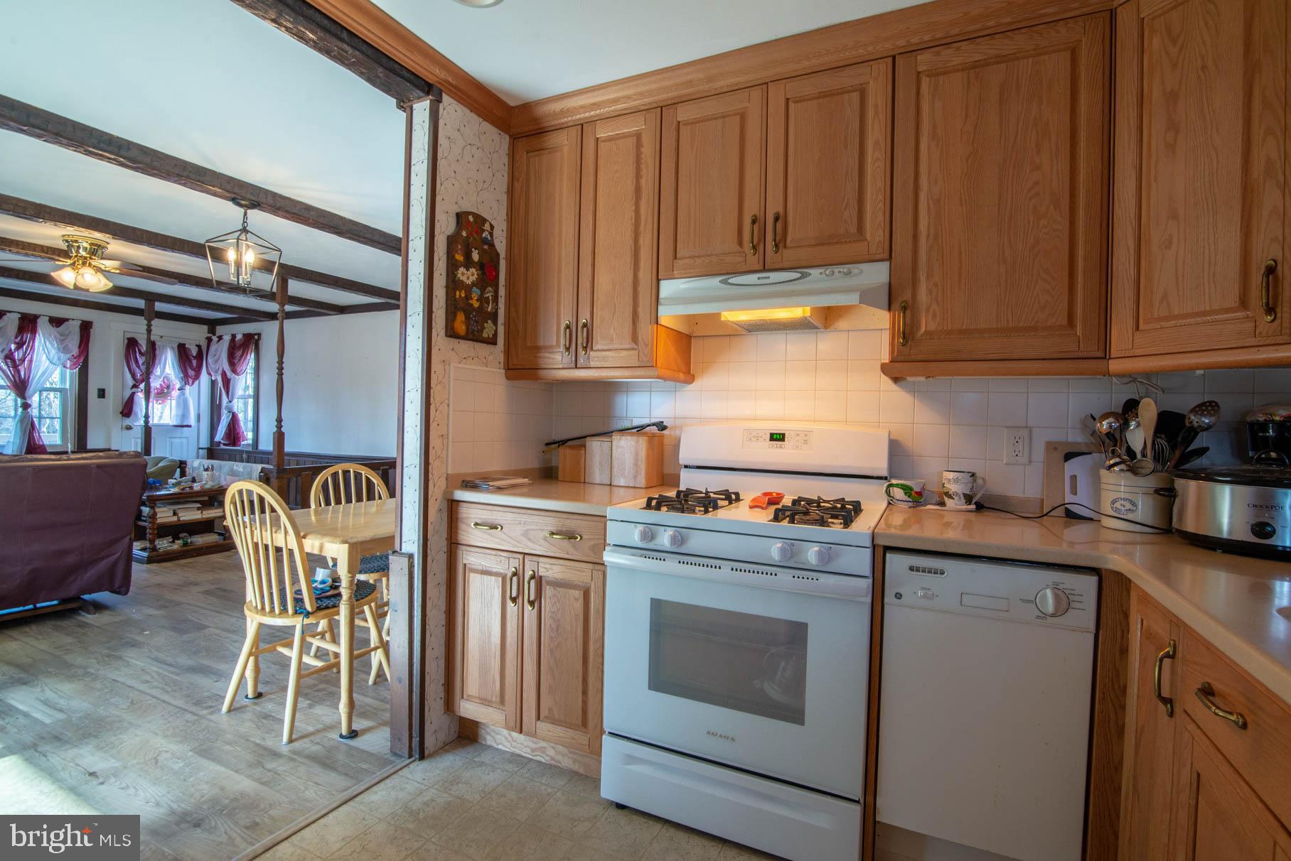 5152 Snyder Mill Road Spring Grove, PA 17362 - Photo 8 of 44