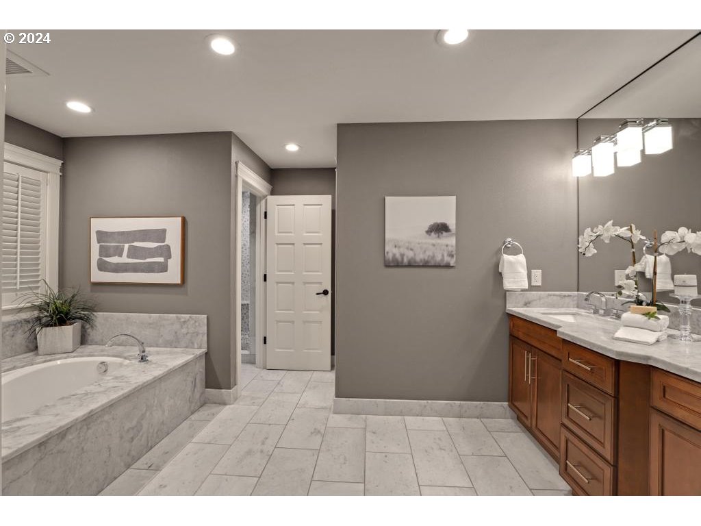 3128 Northeast Rocky Butte Road Portland, OR 97220 - Photo 23 of 46 Gallery Image 23