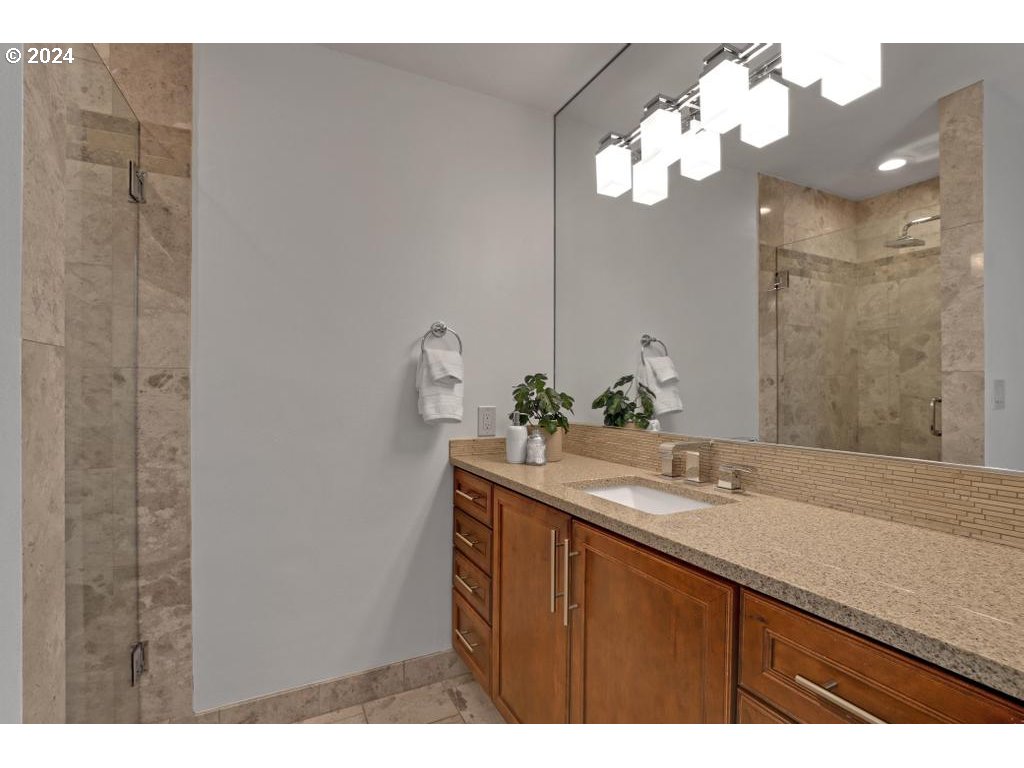 3128 Northeast Rocky Butte Road Portland, OR 97220 - Photo 28 of 46 Gallery Image 28