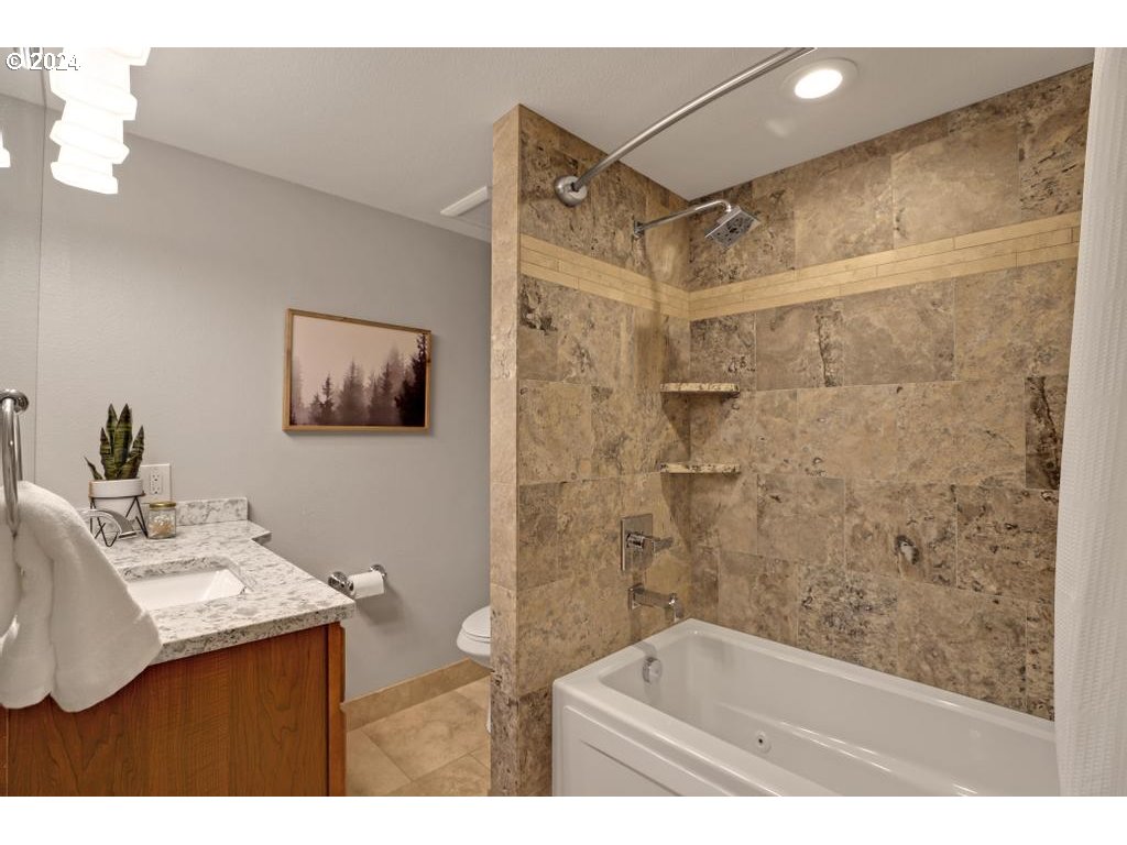 3128 Northeast Rocky Butte Road Portland, OR 97220 - Photo 33 of 46 Gallery Image 33