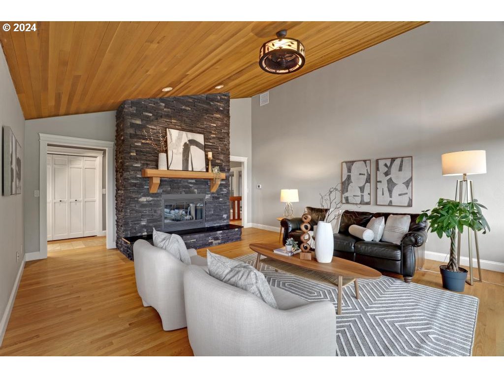 3128 Northeast Rocky Butte Road Portland, OR 97220 - Photo 10 of 46 Gallery Image 10