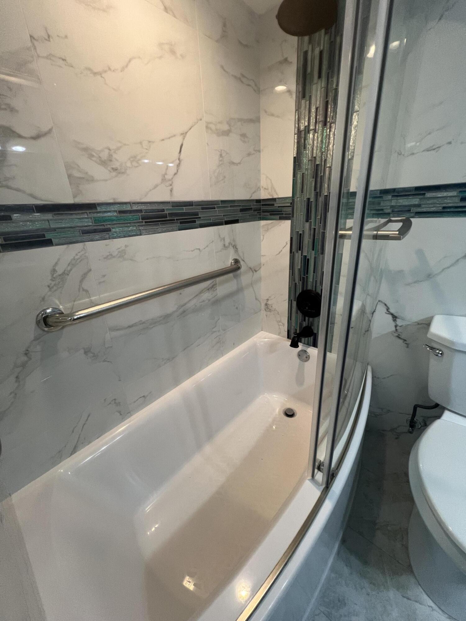 55 Southeast 14th Street, Unit 1010 Boca Raton, FL 33432 - Photo 16 of 19 IMG_6189