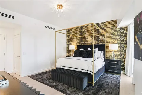 $3,900,000 | 2 Canal Street, Unit 2308, New Orleans, LA 70130