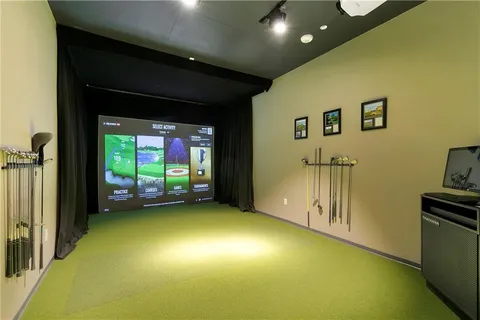 $3,900,000 | 2 Canal Street, Unit 2308, New Orleans, LA 70130