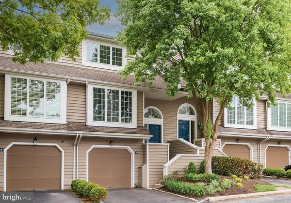 $619,500 | 33 Cabot Court, Chesterbrook, PA 19087