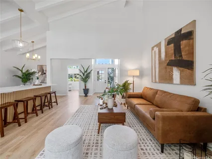 $1,555,000 | 1200 Mokuhano Street, Honolulu, HI 96825
