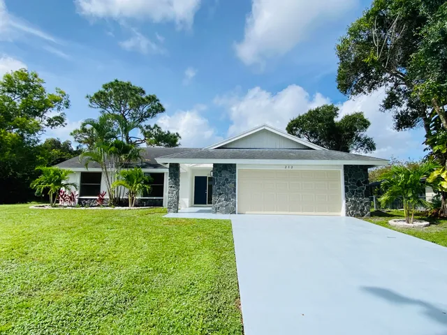 $3,100 | 212 Trace Court, Royal Palm Beach, FL 33411