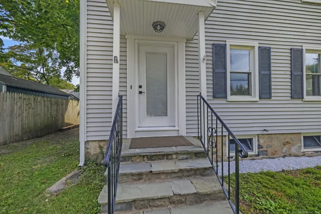 $565,000 | 6 Henry Street, Bethel, CT 06801