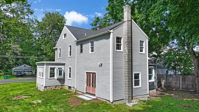 $565,000 | 6 Henry Street, Bethel, CT 06801