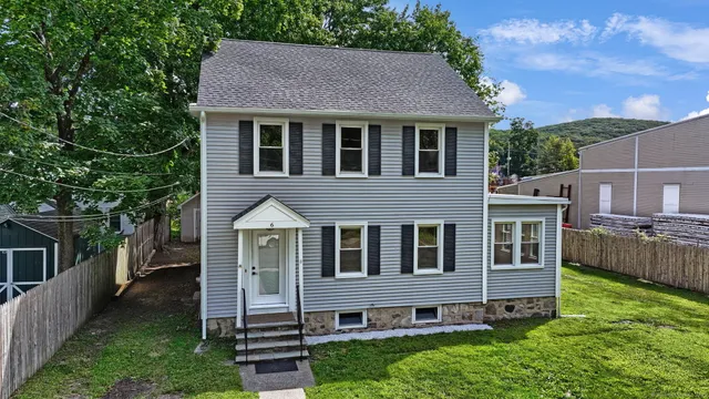 $565,000 | 6 Henry Street, Bethel, CT 06801