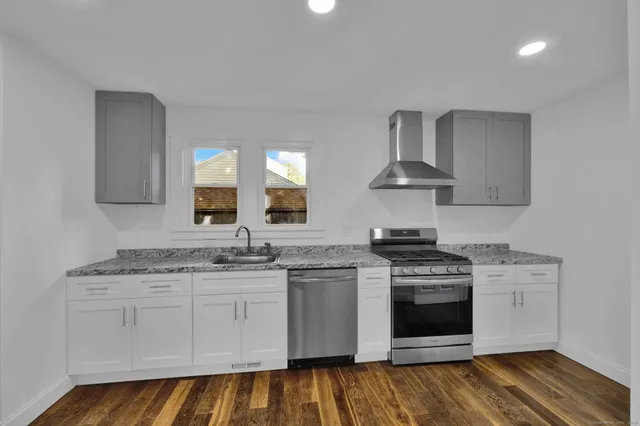 $565,000 | 6 Henry Street, Bethel, CT 06801