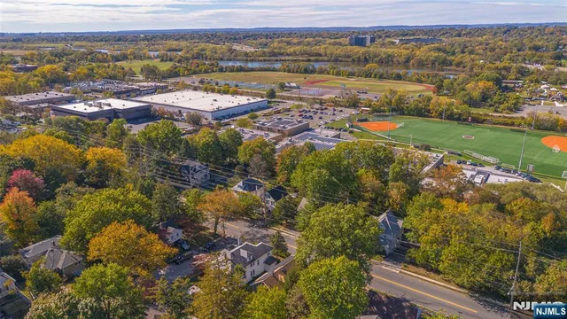 $1,499,000 | 561 Grand Avenue, Leonia, NJ 07605