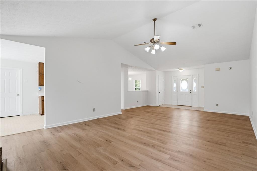 115 Knight Way Fayetteville, GA 30214 - Photo 7 of 34