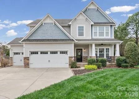 $675,000 | 1007 Pine Bark Place, Matthews, NC 28104