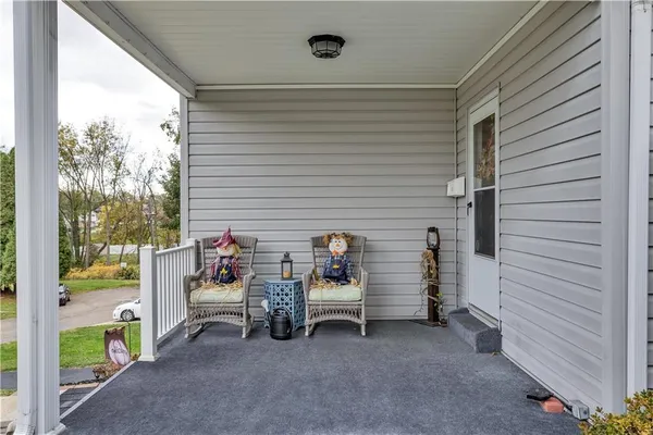 $184,900 | 212 Johnston Drive, Ellwood City, PA 16117