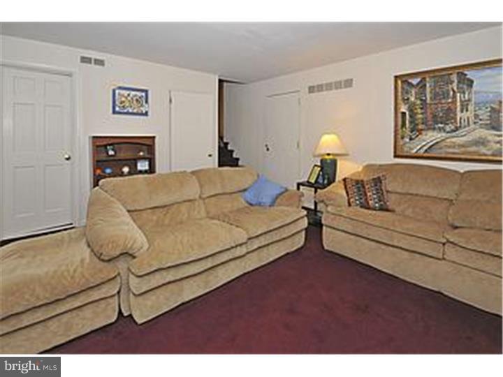 853 Beverly Road Rydal, PA 19046 - Photo 16 of 24 Family Room