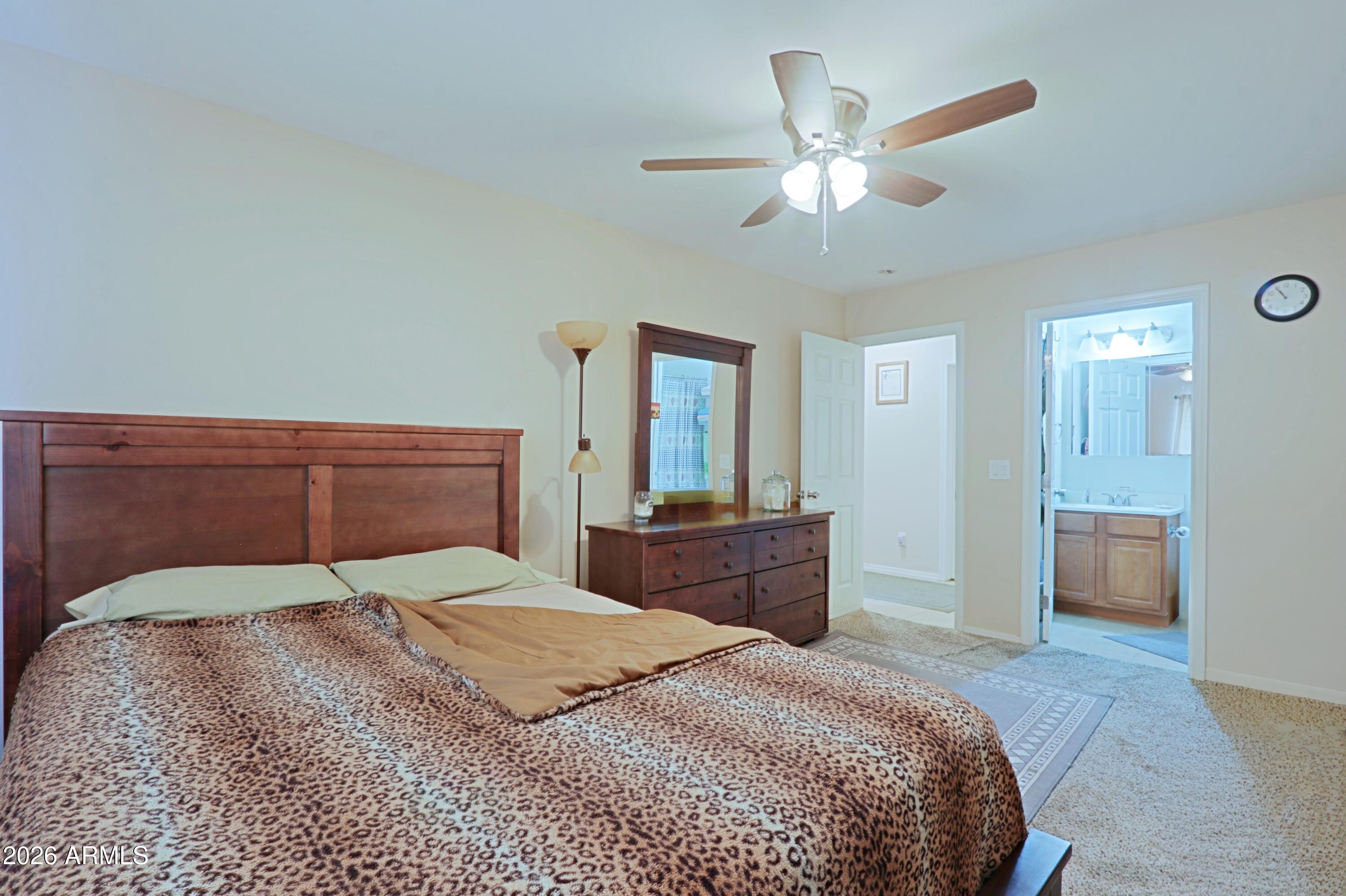 3721 West Calavar Road Phoenix, AZ 85053 - Photo 11 of 31 Primary bedroom