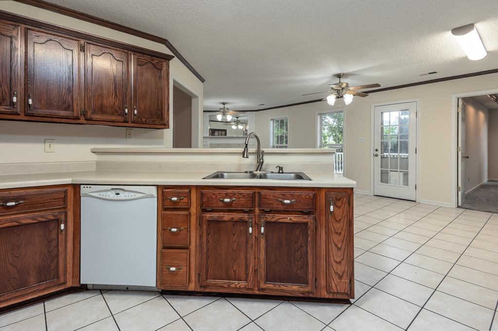 242 Timothy Road Atoka, TN 38004 - Photo 13 of 38