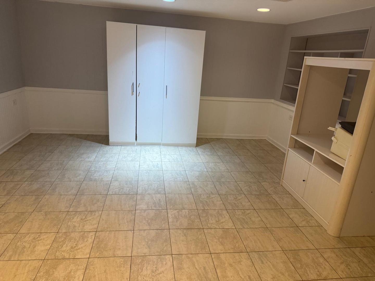 10059 Frontage Road, Unit E Skokie, IL 60077 - Photo 21 of 30