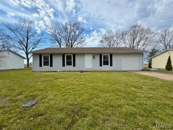$219,500 | 1063 Ravenwood Drive, Montgomery City, MO 63361
