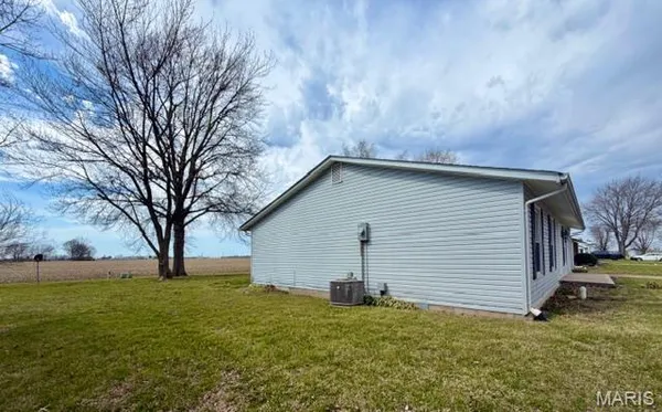$219,500 | 1063 Ravenwood Drive, Montgomery City, MO 63361