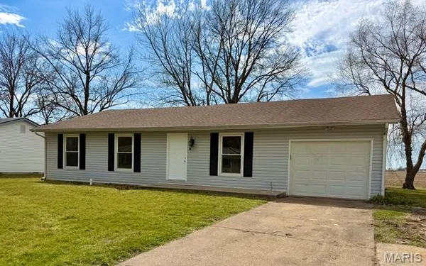 $219,500 | 1063 Ravenwood Drive, Montgomery City, MO 63361