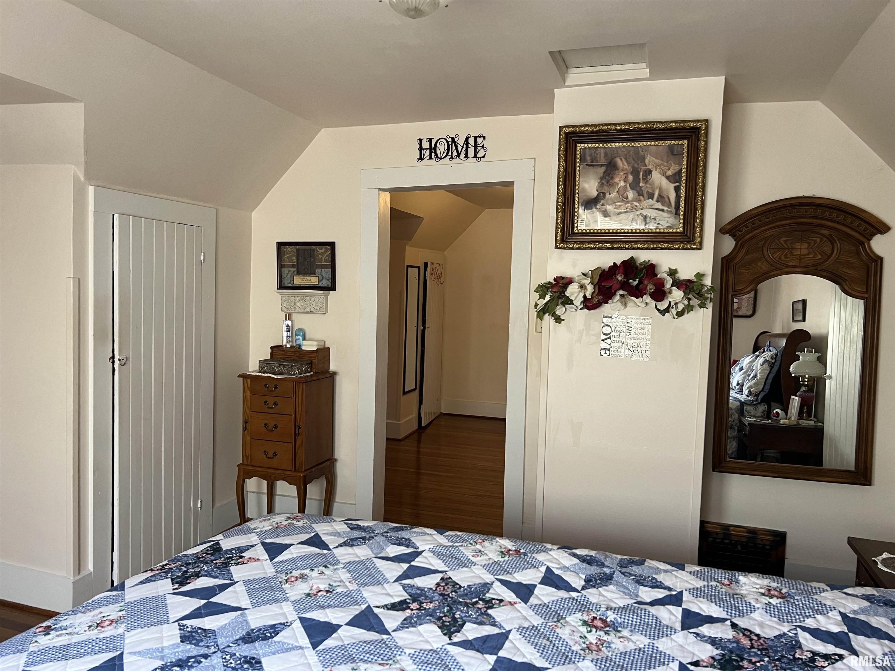 105 South John Street Table Grove, IL 61482 - Photo 35 of 41
