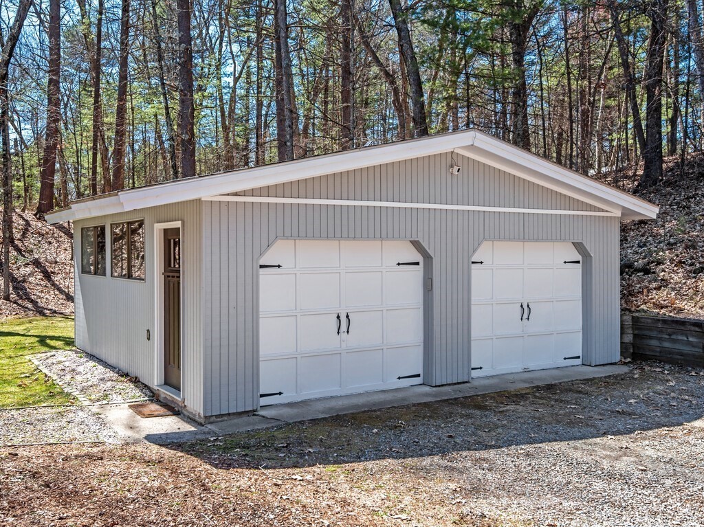 552 Lowell Road Groton, MA 01450 - Photo 3 of 42