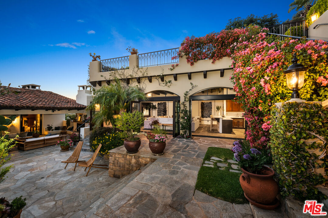 9301 Cherokee Lane Beverly Hills, CA 90210 - Photo 4 of 4