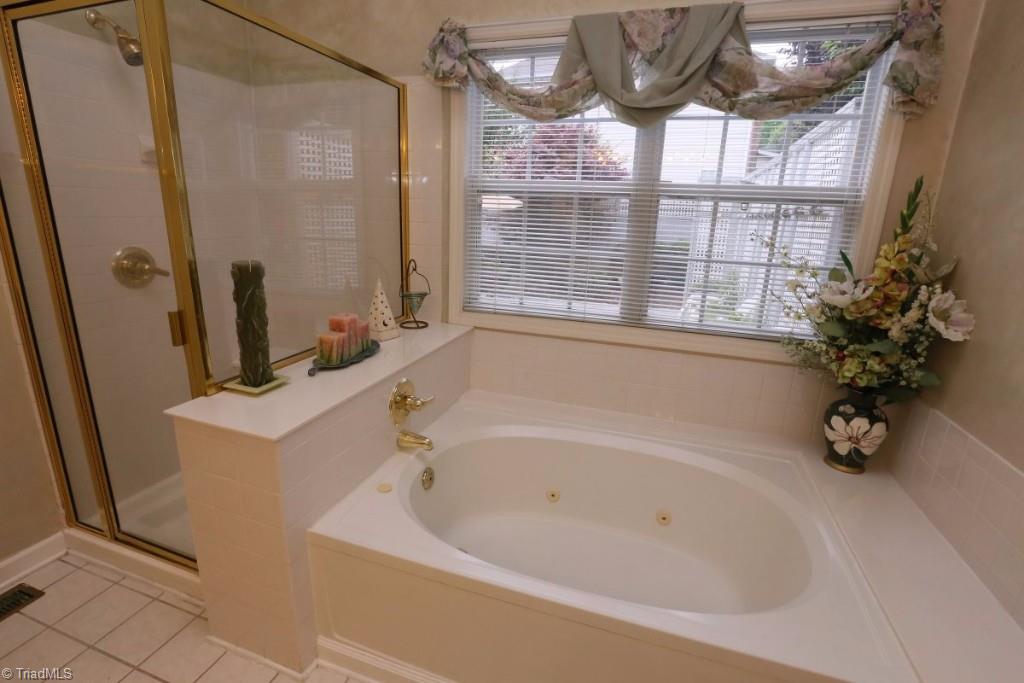6206 High View Road Greensboro, NC 27410 - Photo 20 of 28 Gallery Image 20