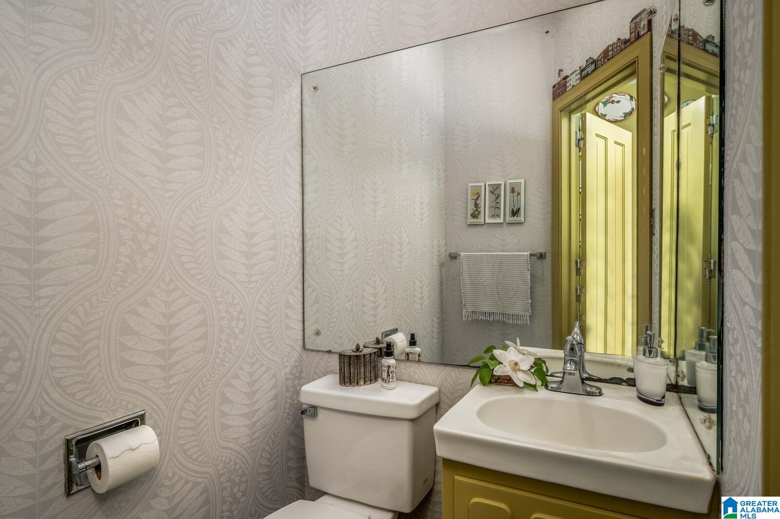 3343 Brookwood Road Birmingham, AL 35223 - Photo 37 of 86