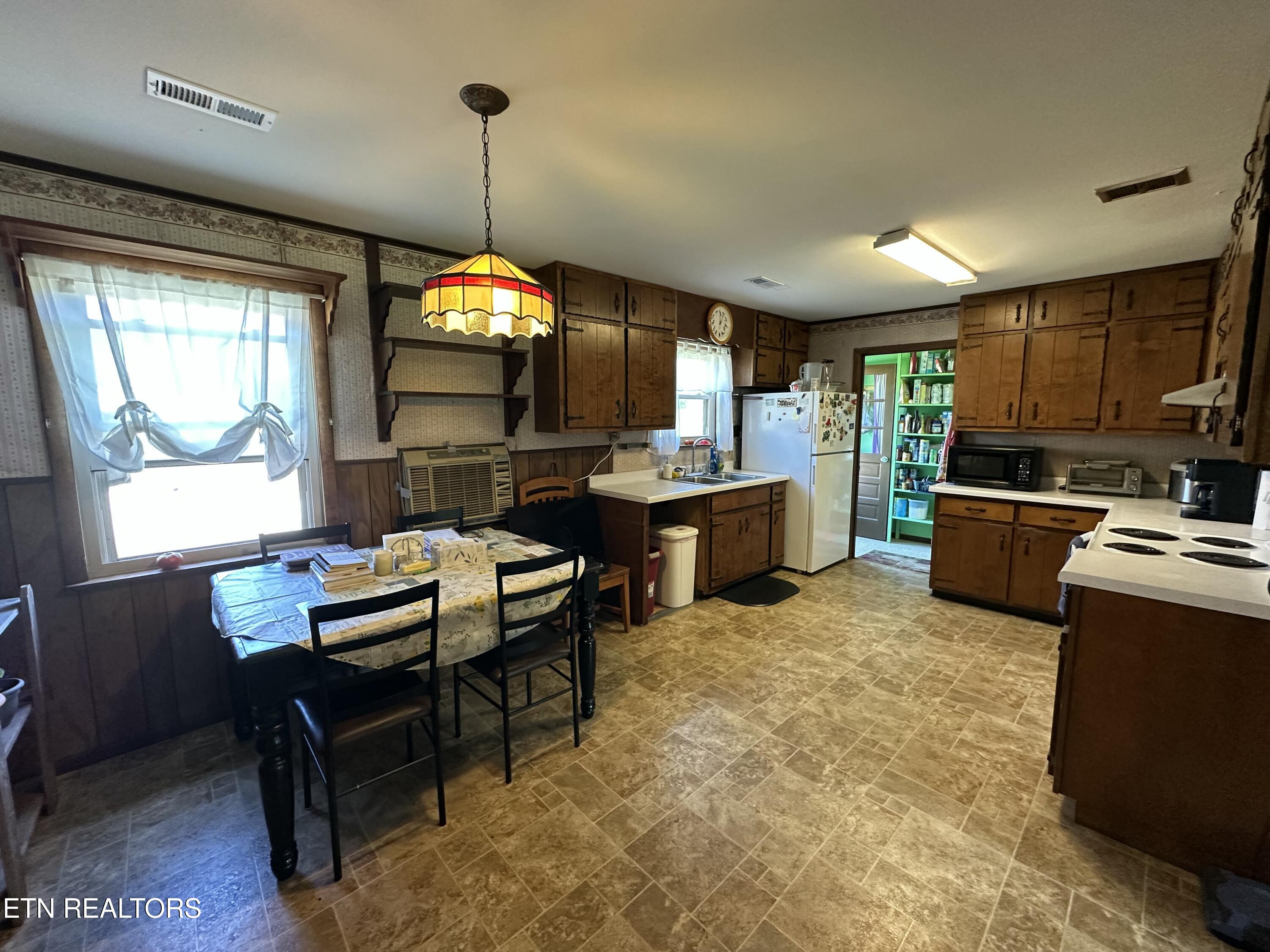 2854 Airport Road Oakdale, TN 37829 - Photo 9 of 34 IMG_9996