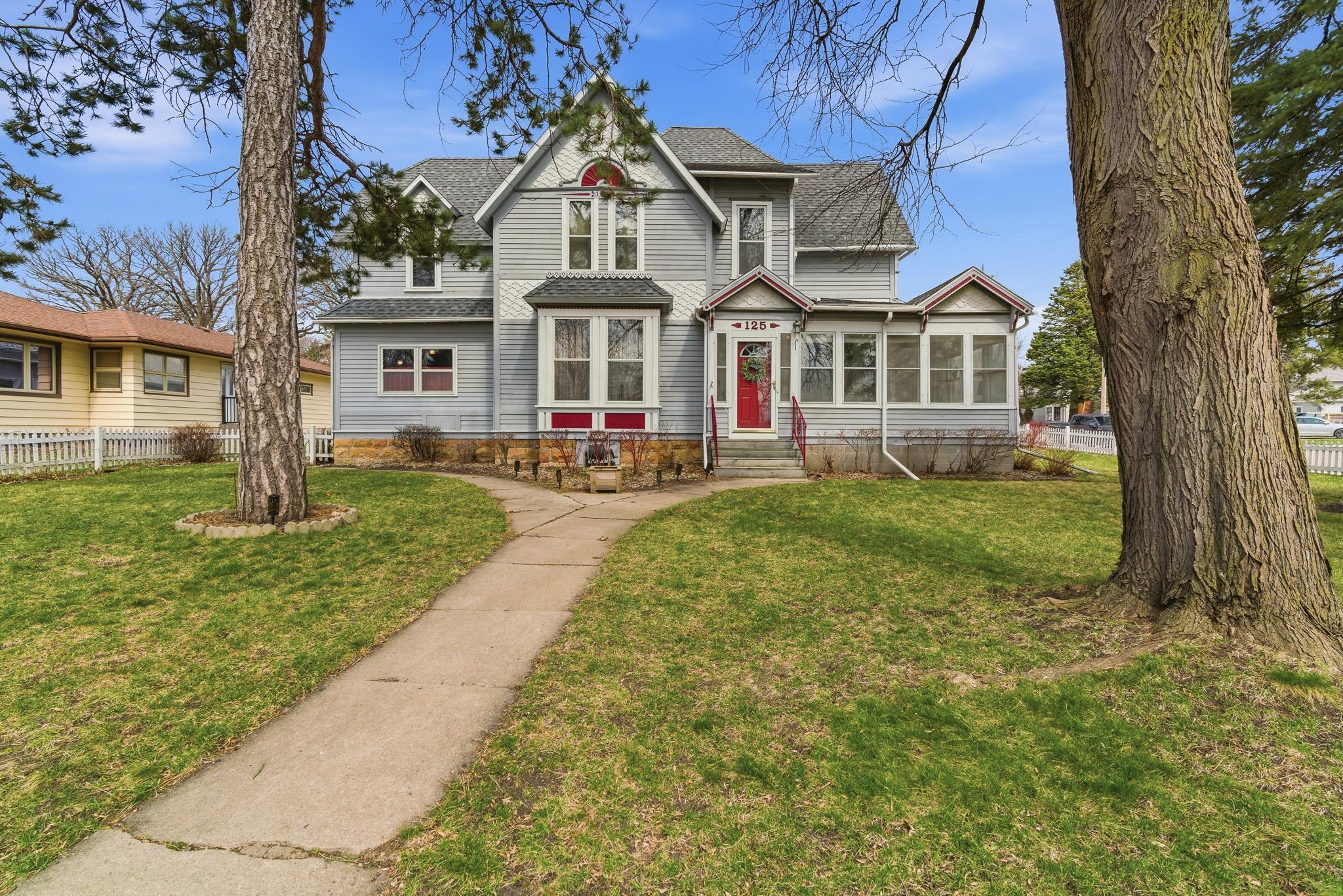 125 East 2nd Street Blue Earth, MN 56013 - Photo 1 of 39