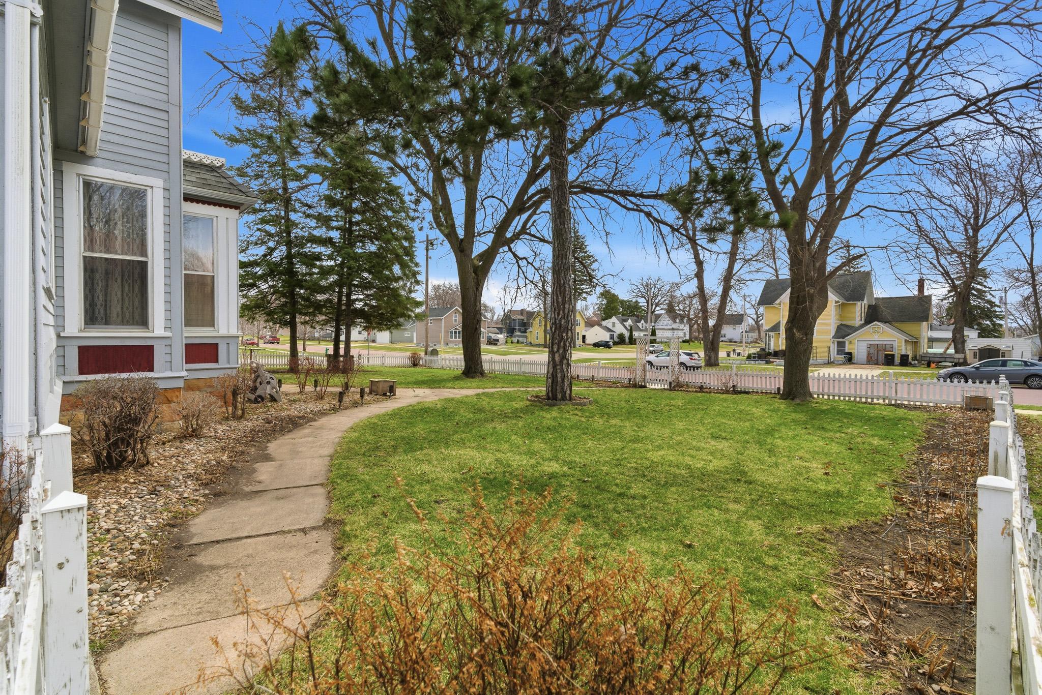 125 East 2nd Street Blue Earth, MN 56013 - Photo 28 of 39