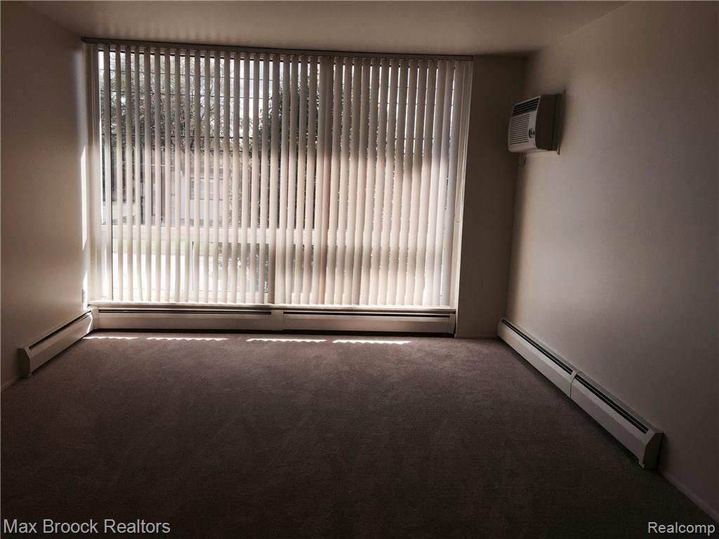 125 East 14 Mile Road Birmingham, MI 48009 - Photo 3 of 7