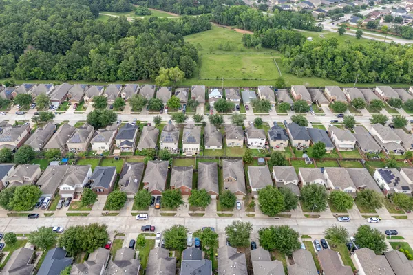 $2,200 | 1702 Bonnyton Lane, Houston, TX 77014