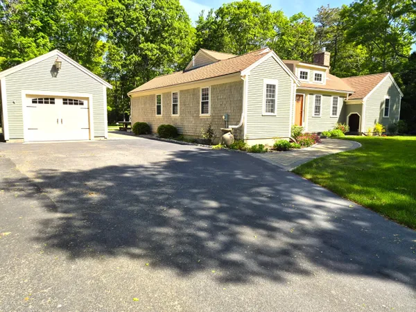 $875,000 | 81 Redberry Lane, Marstons Mills, MA 02648