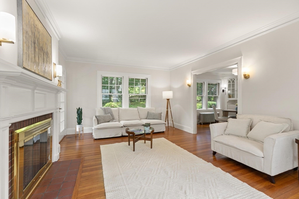 35 Arden Road Watertown, MA 02472 - Photo 9 of 42
