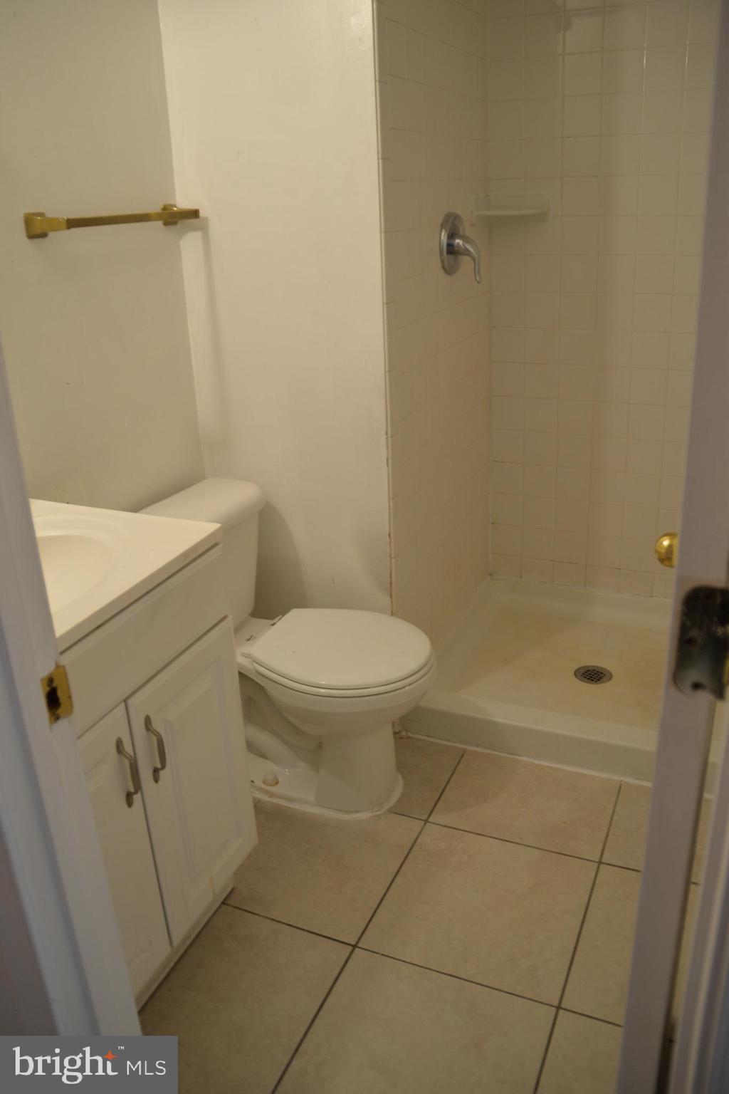 9059 Centerway Road Gaithersburg, MD 20879 - Photo 23 of 53