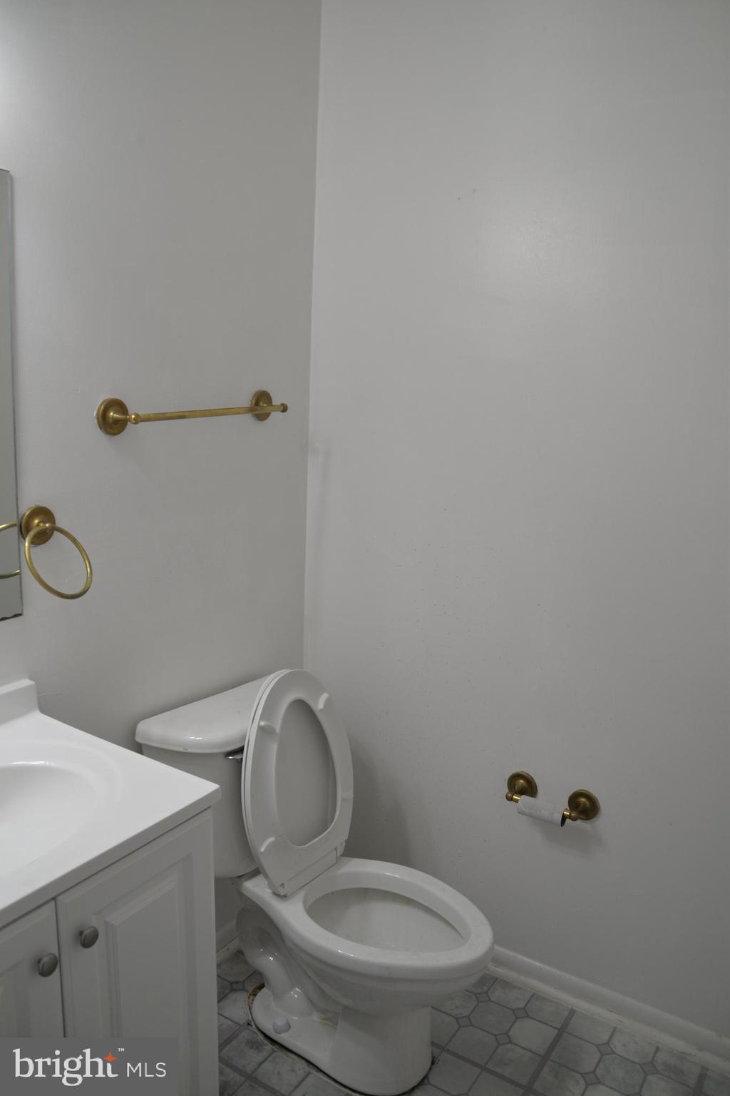 9059 Centerway Road Gaithersburg, MD 20879 - Photo 8 of 53