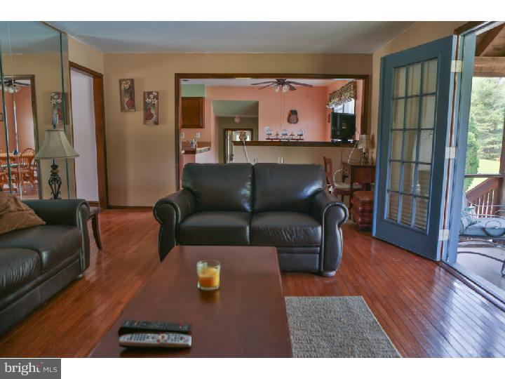 27 Millstone Drive Shamong, NJ 08088 - Photo 5 of 25 Gallery Image 5
