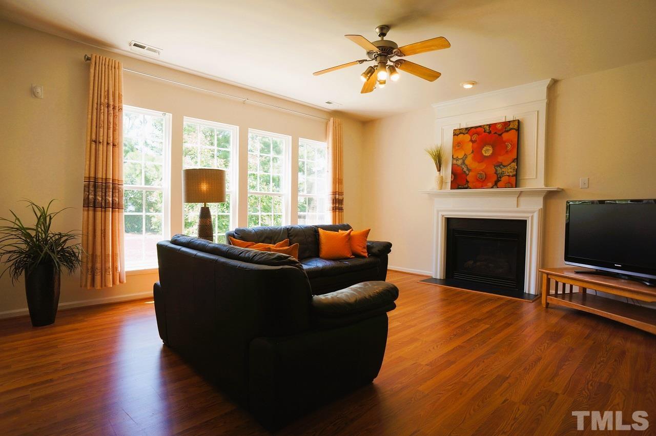 5419 Wind Mountain Lane Raleigh, NC 27613 - Photo 4 of 30 Gallery Image 4