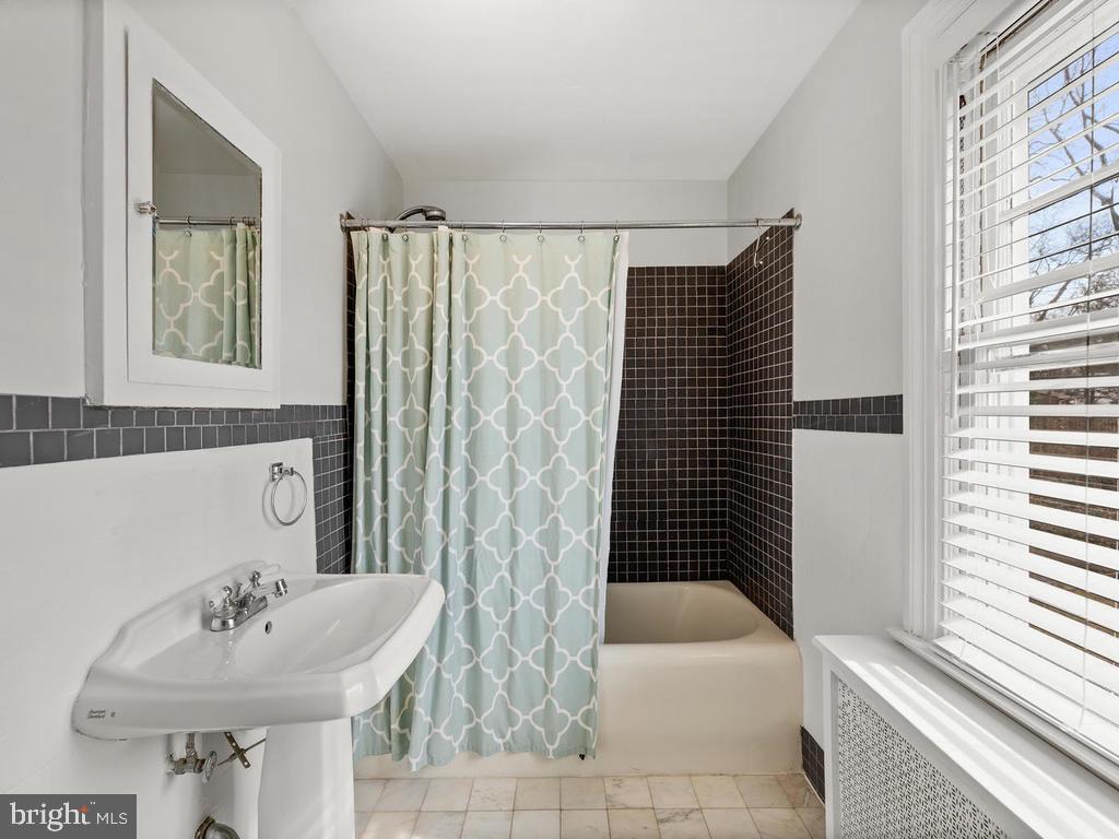 323 East Maple Road Linthicum, MD 21090 - Photo 29 of 50