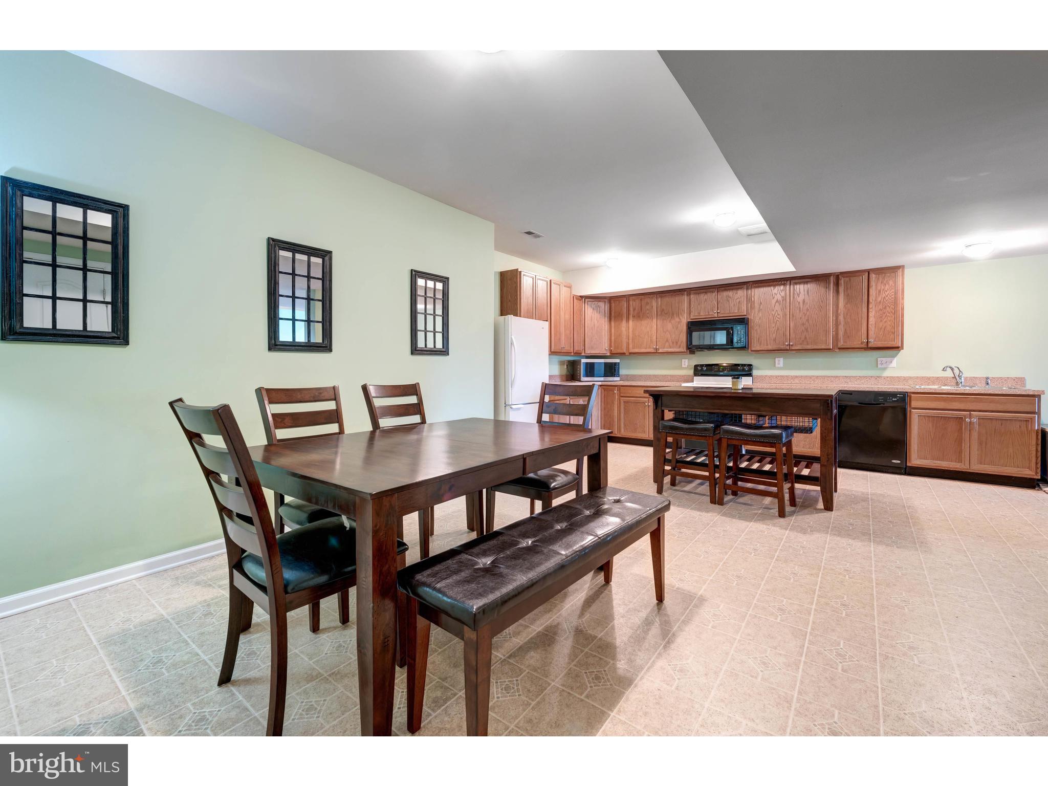 922 Nottingham Road Pottstown, PA 19465 - Photo 40 of 55 Grandma has her own over-sized eat-in kitchen!
