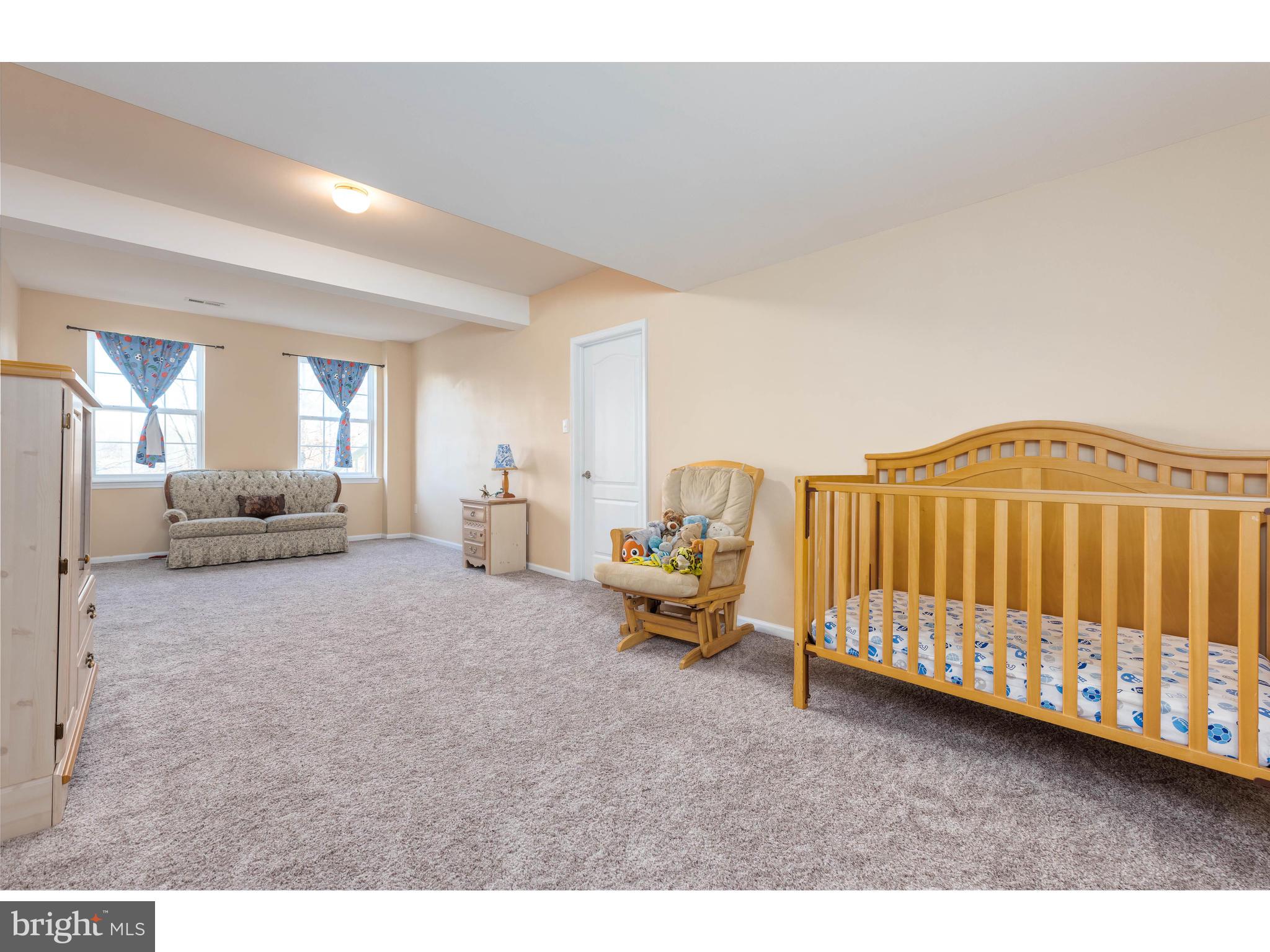 922 Nottingham Road Pottstown, PA 19465 - Photo 44 of 55 Enormous 2nd in-law bedroom with lakeviews!