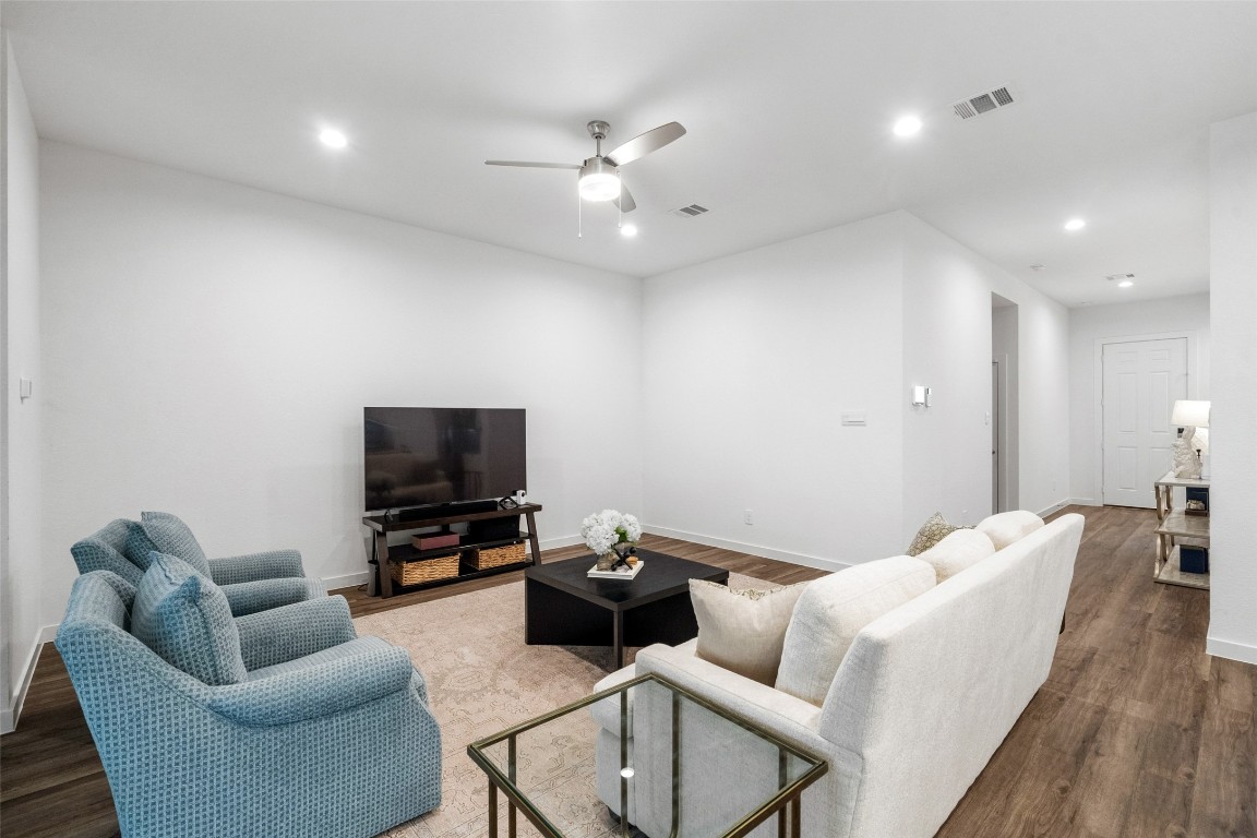 1045 Dancing Feather Street Montgomery, TX 77316 - Photo 6 of 25