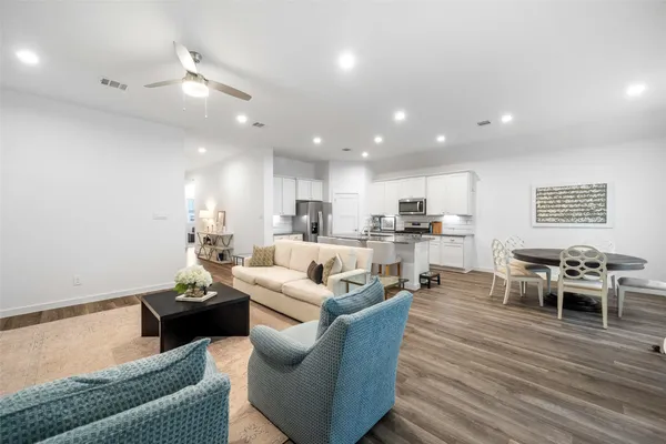 $305,000 | 1045 Dancing Feather Street, Montgomery, TX 77316