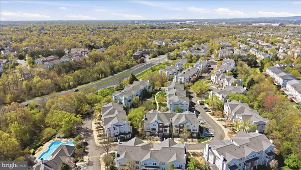 $450,000 | 13046 Cabin Creek Road, Herndon, VA 20171